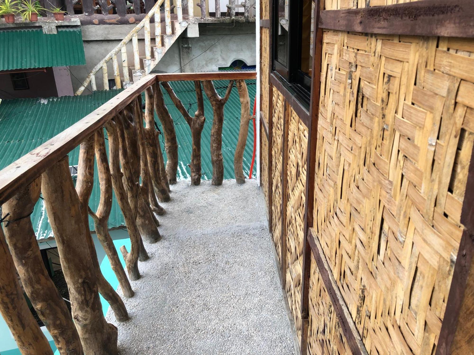 Fely'S Homestay Batuan Exterior foto